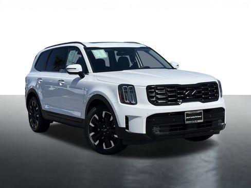 Certified 2024 Kia Telluride SX image 2
