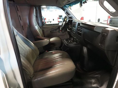 Used 2023 Chevrolet Express 2500 Extended w/ Driver Convenience Package RWD image 23