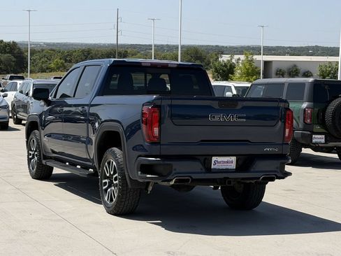 Used 2019 GMC Sierra 1500 AT4 w/ AT4 Premium Package AWD/4WD image 4