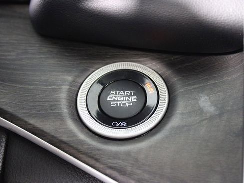 Used 2023 Jeep Grand Cherokee 30th Anniversary image 23