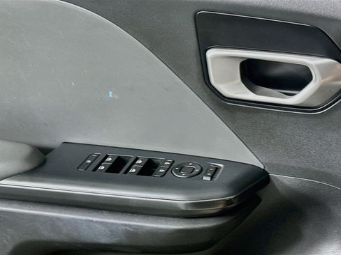 Used 2025 Kia K4 FWD image 15