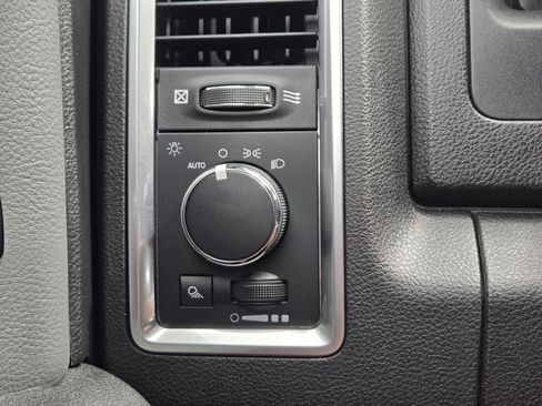 Used 2023 RAM 1500 Classic SLT w/ Electronics Group image 20