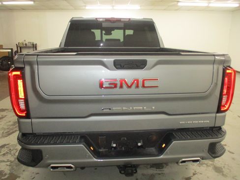 New 2026 GMC Sierra 1500 Denali w/ Denali Reserve Package AWD/4WD image 8