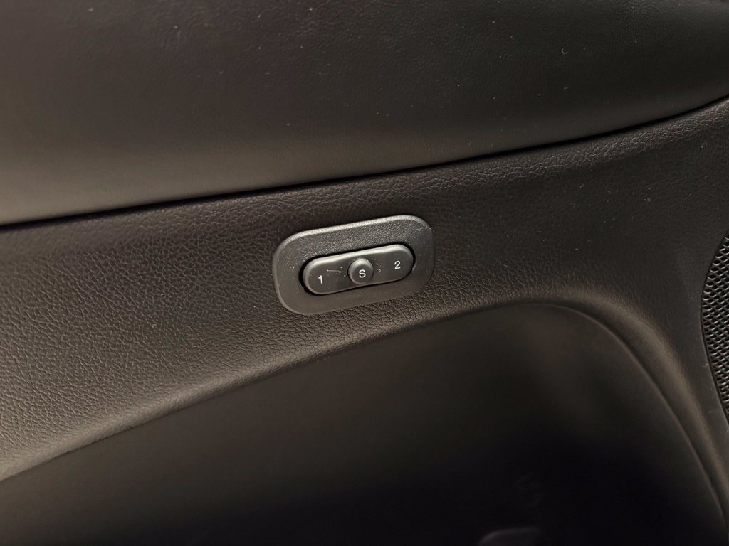 Used 2021 Jeep Grand Cherokee Limited AWD/4WD image 46