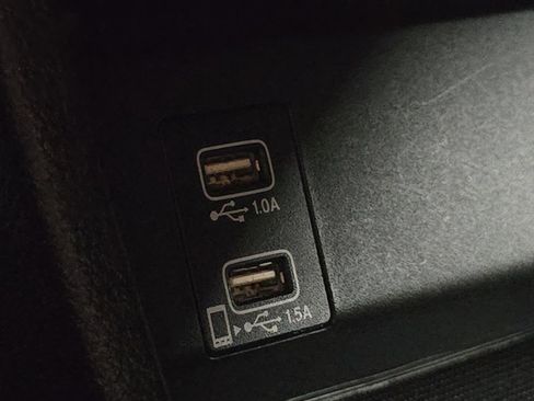 Used 2019 Honda HR-V Sport image 30