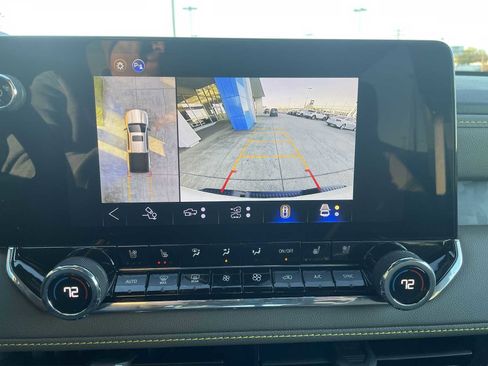 Certified 2025 Chevrolet Colorado ZR2 w/ Technology Package image 15