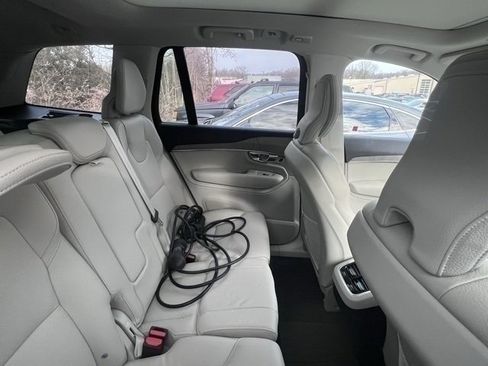 Used 2025 Volvo XC90 B5 Plus w/ Protection Package Premier image 5