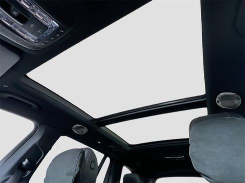 New 2025 Mercedes-Benz GLS 450 4MATIC image 14