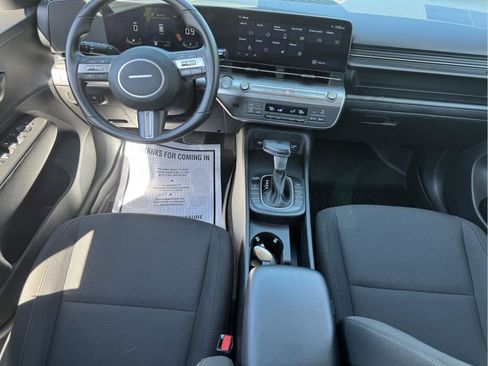 Used 2024 Hyundai Kona SEL AWD/4WD image 12