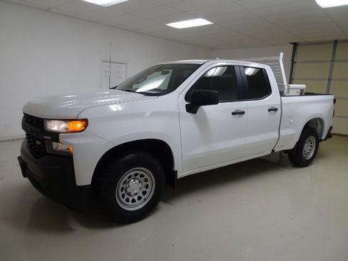 Used 2021 Chevrolet Silverado 1500 W/T w/ WT Convenience Package image 3