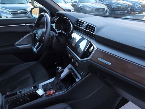 Used 2022 Audi Q3 2.0T Premium Plus image 8