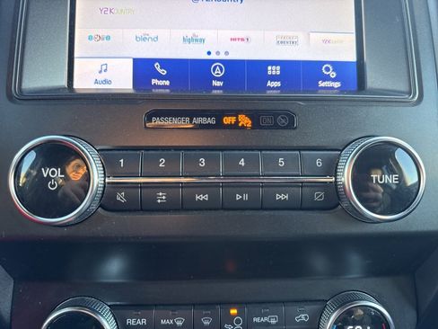 Used 2020 Ford Expedition Max Limited w/ Equipment Group 301A image 22