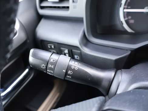 Used 2023 Toyota 4Runner Limited image 15