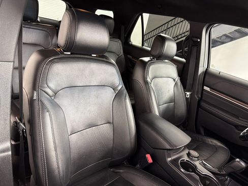 Used 2016 Ford Explorer Limited AWD/4WD image 24