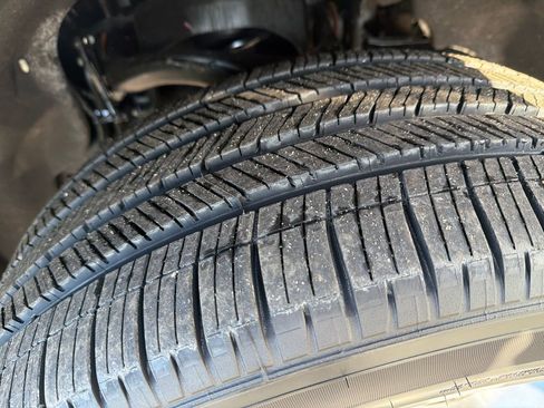 Used 2024 Ford Expedition Max King Ranch image 28