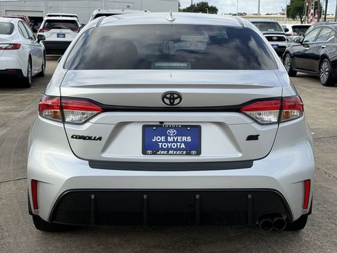 Used 2025 Toyota Corolla SE FWD image 8