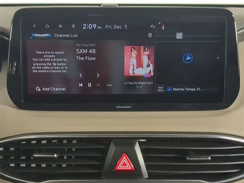 Certified 2023 Hyundai Santa Fe SEL image 21