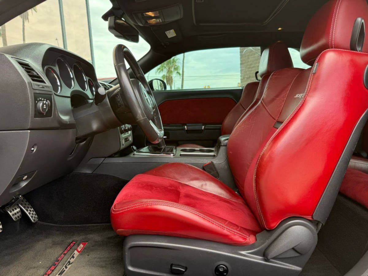 Used 2013 Dodge Challenger SRT8 w/ Harman Kardon Audio Group RWD image 37