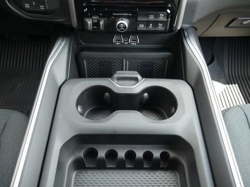 New 2026 RAM 3500 Big Horn AWD/4WD image 25
