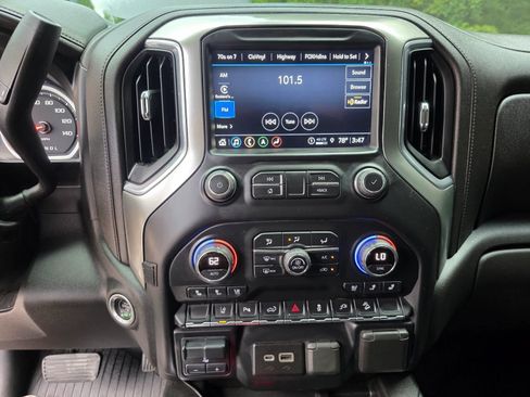 Used 2021 Chevrolet Silverado 2500 LTZ w/ LTZ Plus Package AWD/4WD image 13