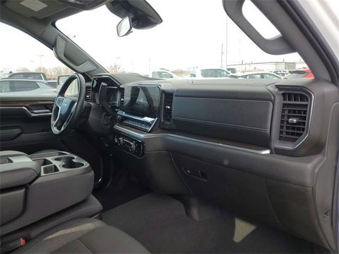 Certified 2024 Chevrolet Silverado 1500 LT image 28