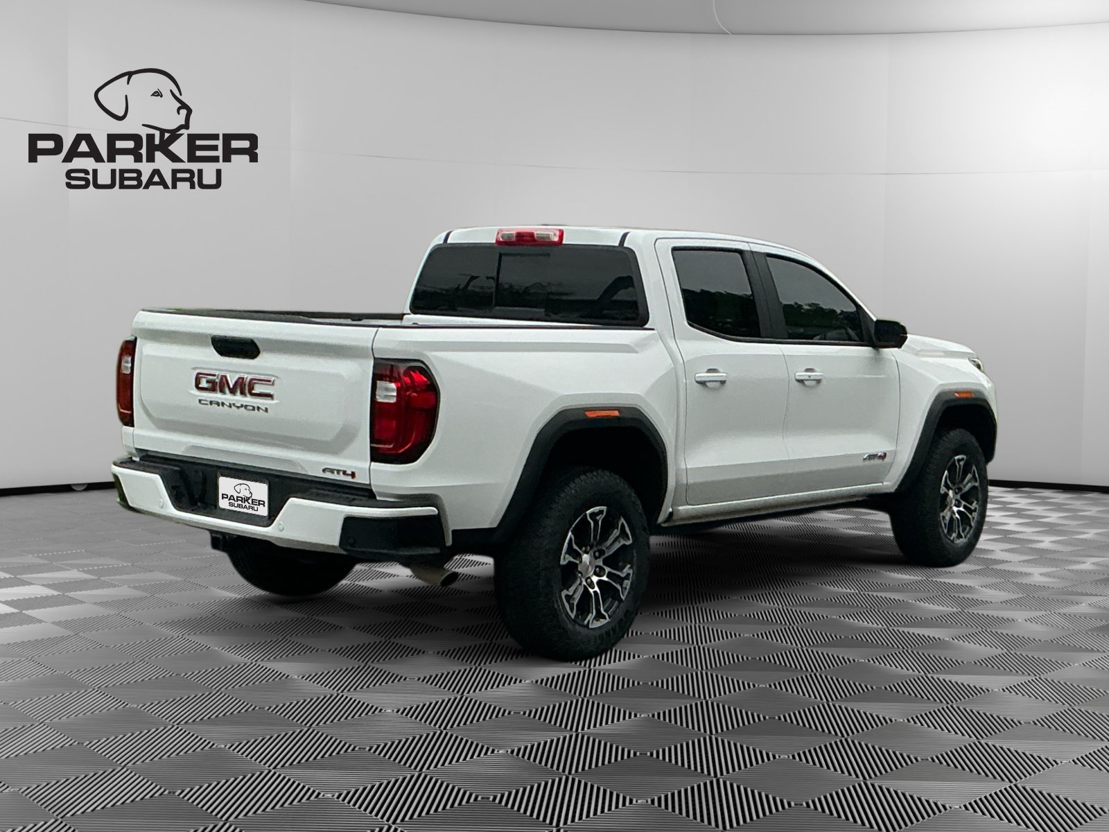 Used 2025 GMC Canyon AT4 w/ Technology Plus Package AWD/4WD image 5
