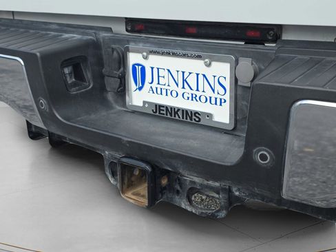 Used 2023 Ford F450 Lariat image 10