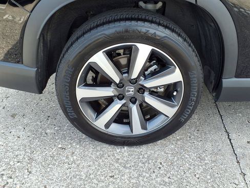 Used 2025 Honda Pilot Touring image 26