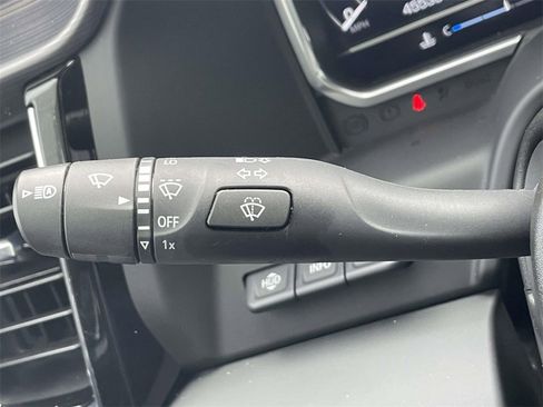 Used 2023 GMC Sierra 1500 Denali Ultimate image 23