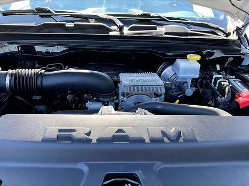 Used 2023 RAM 1500 Big Horn AWD/4WD image 36