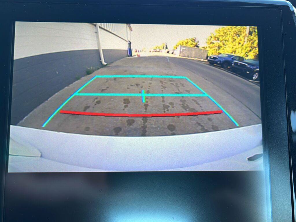 Used 2019 Toyota Prius Limited FWD image 15