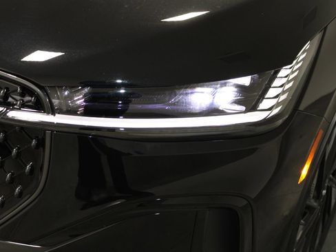 New 2026 Lincoln Nautilus Reserve AWD/4WD image 57