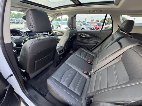 Used 2023 GMC Terrain Denali AWD/4WD image 18