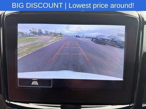 Used 2023 Chevrolet Traverse LT AWD/4WD image 34
