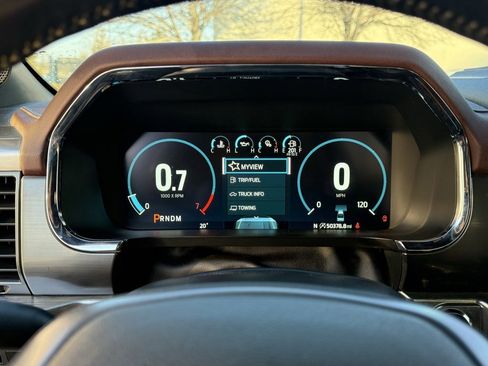 Used 2021 Ford F150 Lariat w/ Equipment Group 502A High image 13