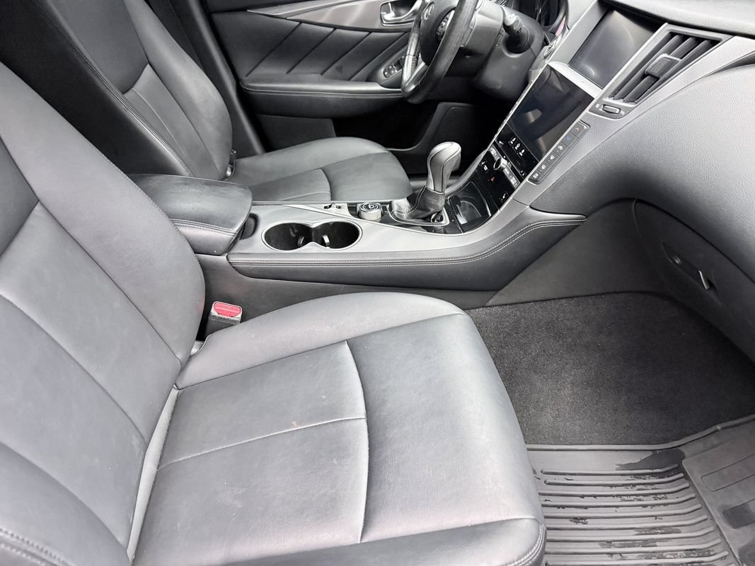 Used 2016 INFINITI Q50 3.0t Premium w/ Driver Assistance Package AWD/4WD image 12