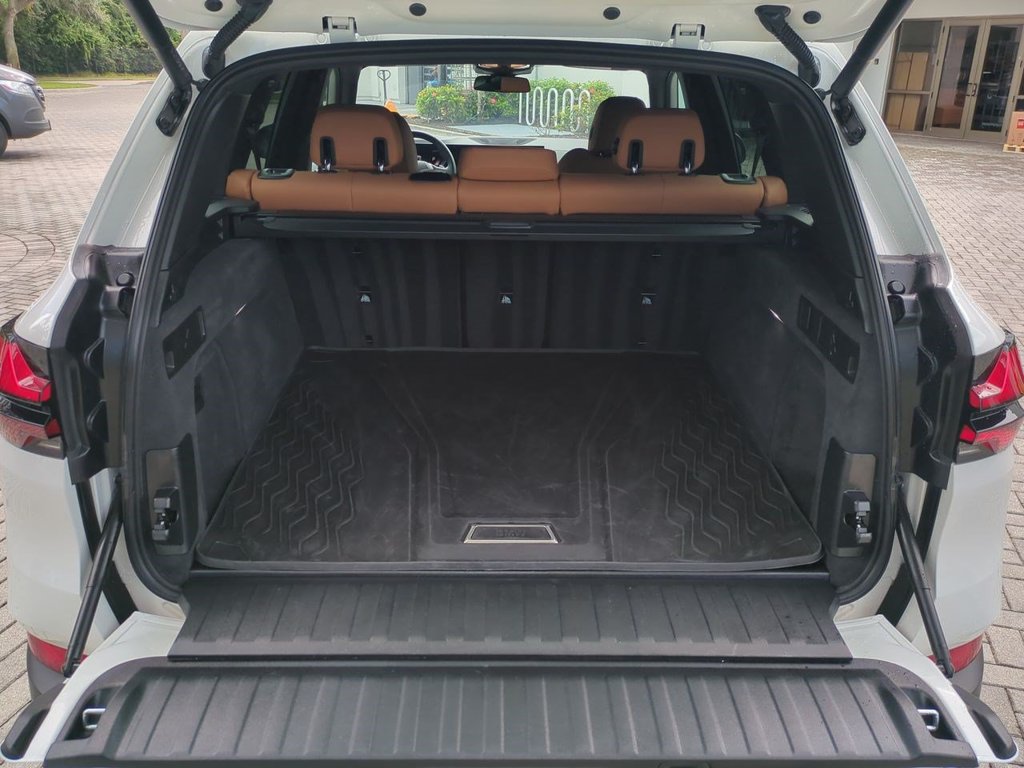 New 2026 BMW X5 sDrive40i w/ Parking Assistance Package RWD image 13