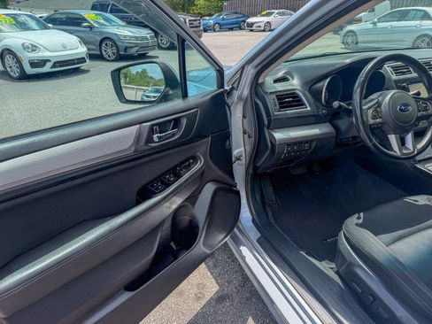 Used 2016 Subaru Legacy 2.5i Premium AWD/4WD image 13