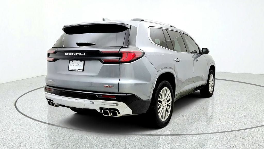 Used 2025 GMC Acadia Denali w/ Super Cruise Package FWD image 5