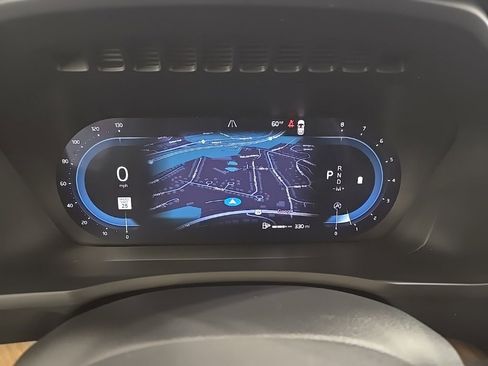 Used 2024 Volvo XC90 B6 Plus w/ Protection Package image 11