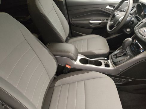 Used 2016 Ford Escape SE w/ Equipment Group 201A image 21