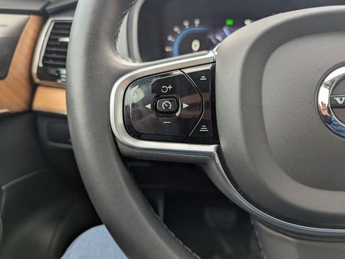 Used 2024 Volvo XC90 B6 Plus image 26