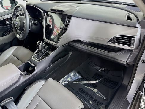 Certified 2025 Subaru Outback Limited image 36