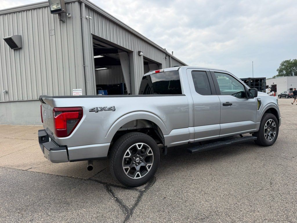 Used 2024 Ford F150 STX AWD/4WD image 4