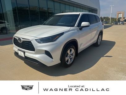 Used 2023 Toyota Highlander L