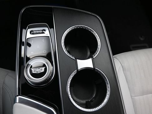 Certified 2024 Cadillac Lyriq Sport AWD/4WD image 13