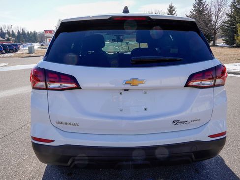 Used 2023 Chevrolet Equinox LS w/ LS Convenience Package image 5