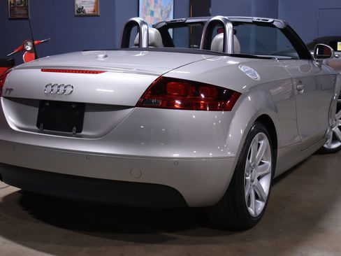 Used 2008 Audi TT 2.0T w/ Premium Pkg image 9