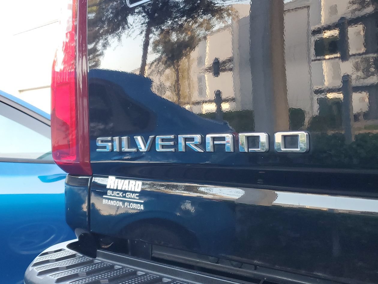 Used 2021 Chevrolet Silverado 3500 High Country w/ Technology Package AWD/4WD image 7