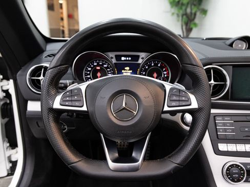 Used 2017 Mercedes-Benz SL 450 image 15